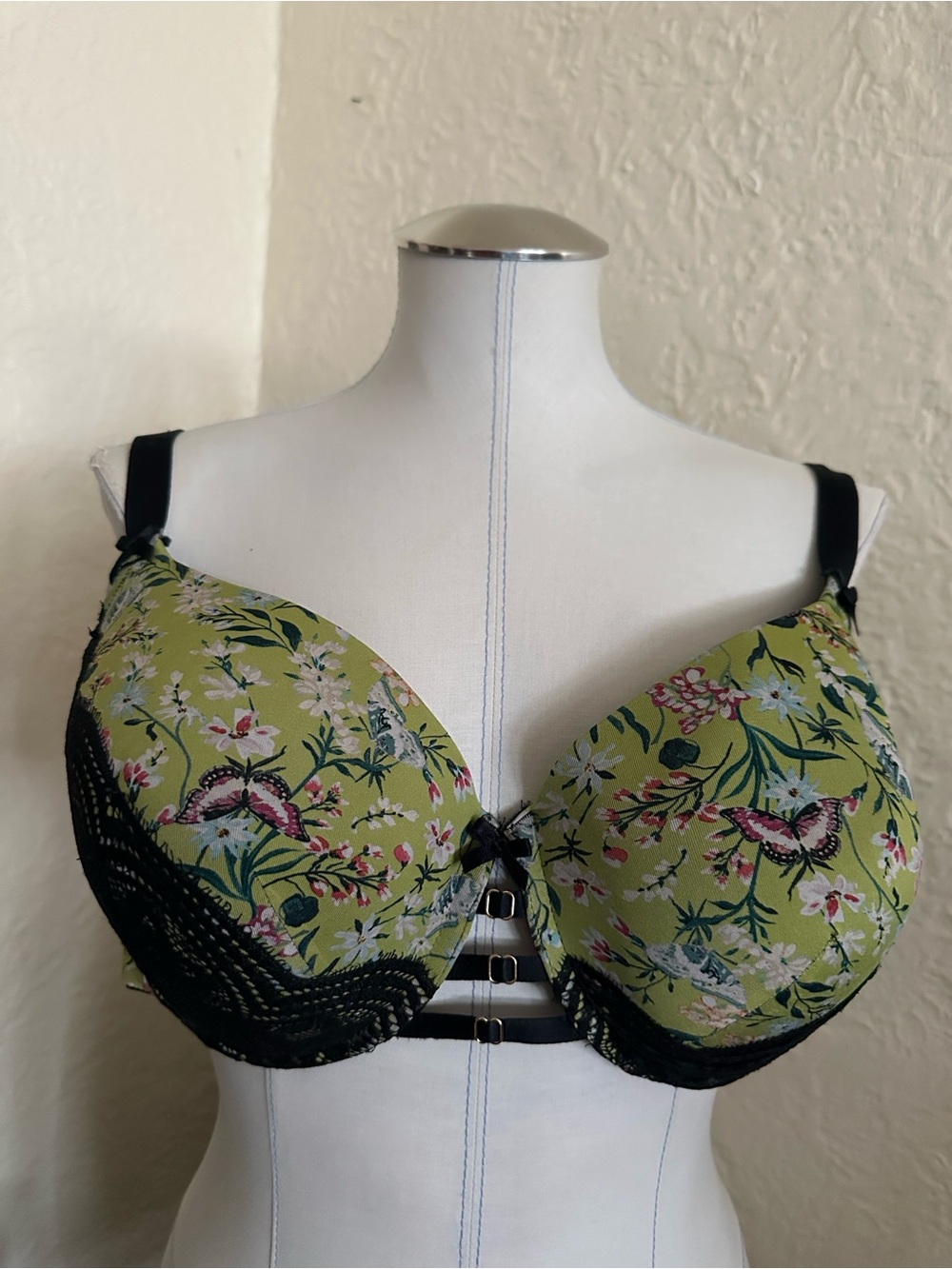 Cacique Lane Bryant Boost Balconette Green Floral Butterfly Black Lace Bra Sexy